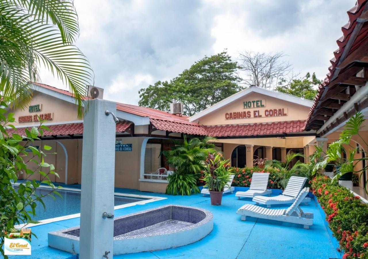 Hotel Y Cabinas El Coral Jacó Esterno foto