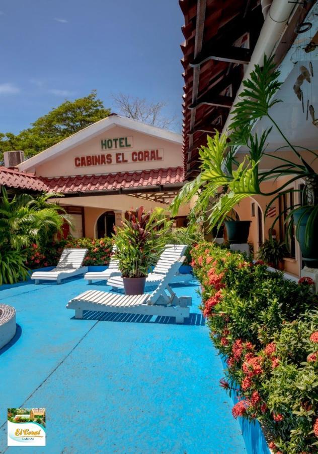 Hotel Y Cabinas El Coral Jacó Esterno foto
