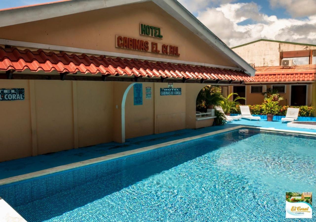 Hotel Y Cabinas El Coral Jacó Esterno foto